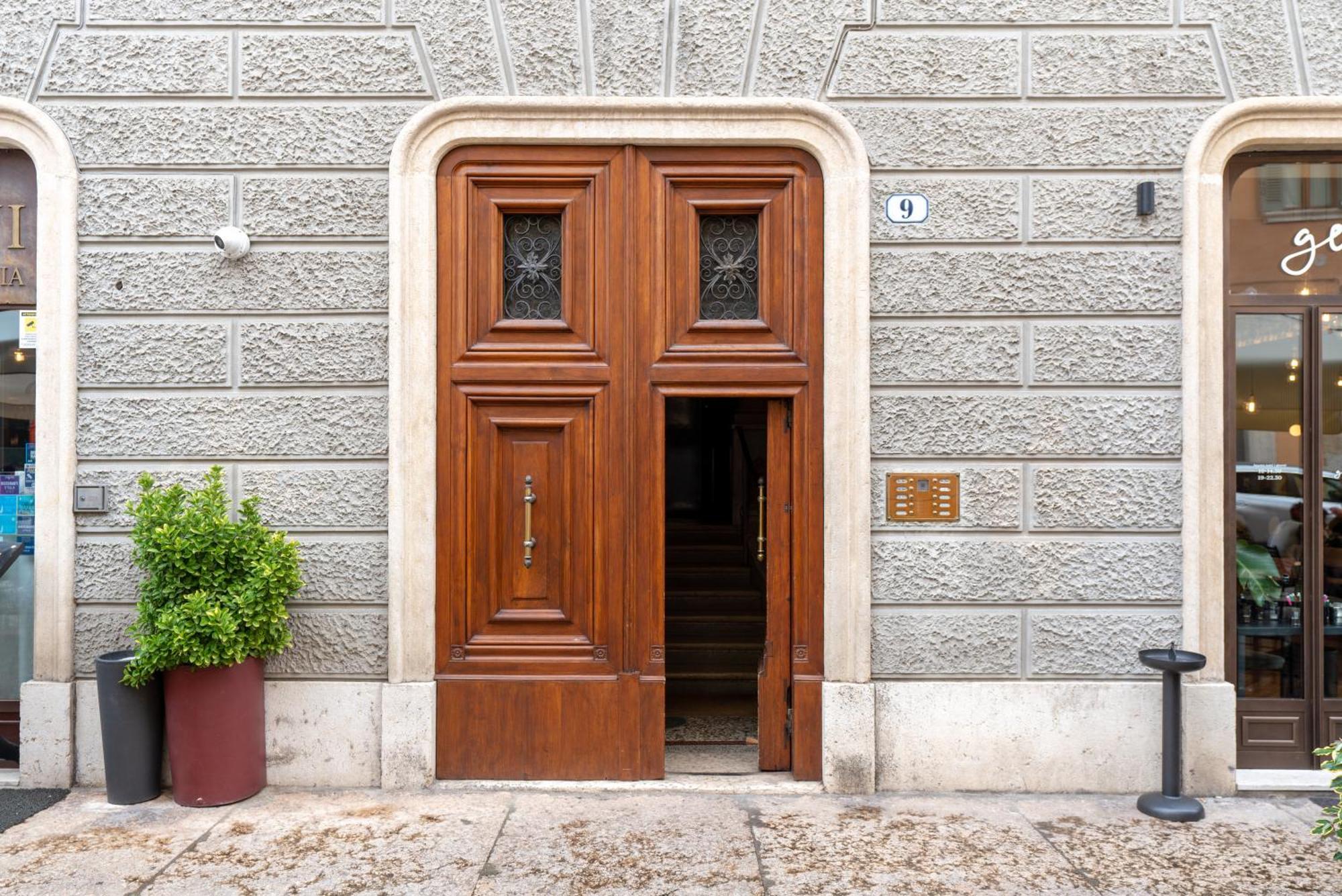 Palazzo Biasini By Postcardsfrom Casa de hóspedes *